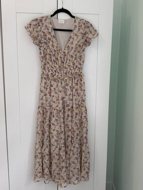 Smocked Floral V-Neck Midi Dress in Cream